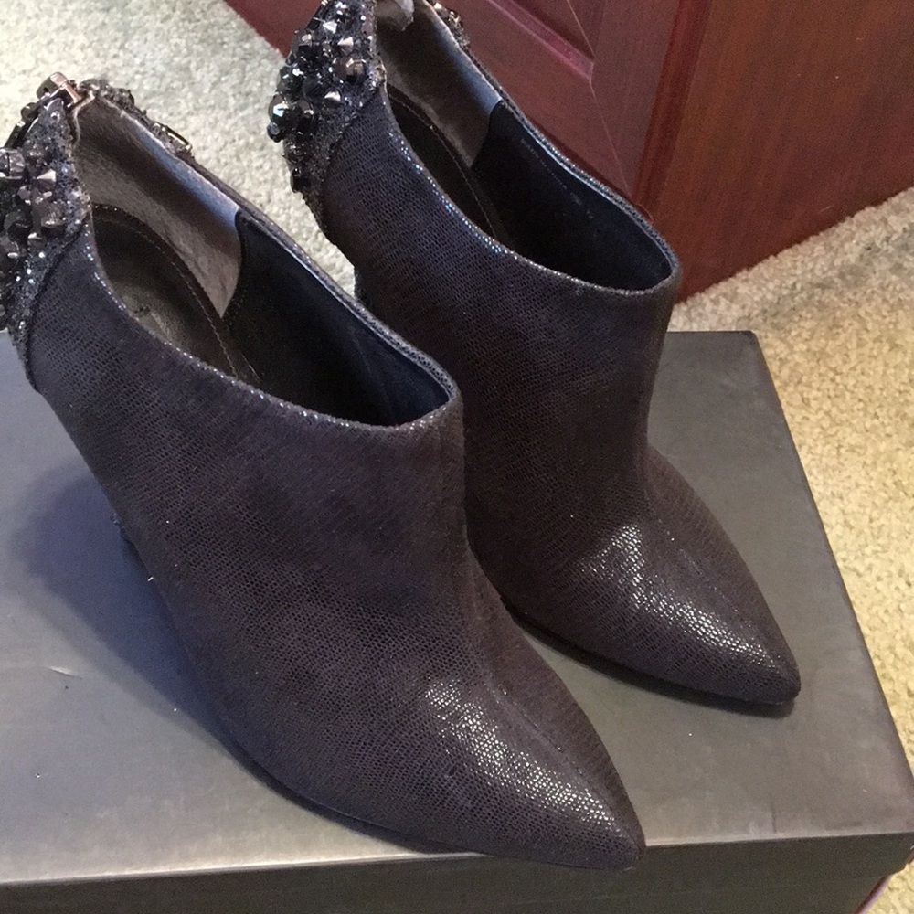 Nina black booties